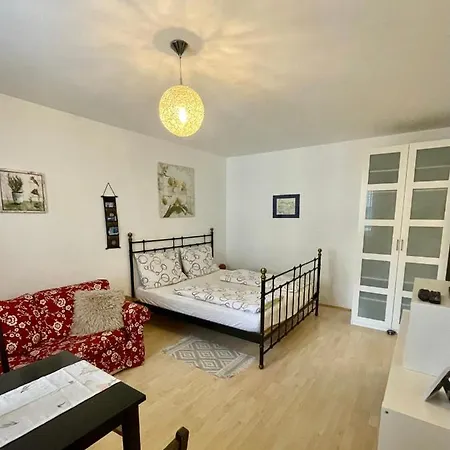 Grazer Spatz Apartmán *